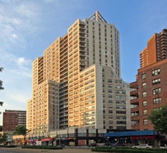 Silver Towers in Kew Gardens, NY - Building Photo - Building Photo