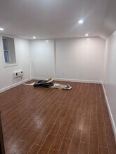 647 N 16th St, Unit 1 in Philadelphia, PA - Building Photo - Building Photo