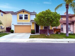 7048 E Horizon Dr in Orange, CA - Building Photo - Building Photo