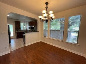 1806 Crown Dr in Austin, TX - Building Photo - Building Photo