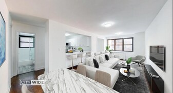206 E 16th St, Unit 4DE in New York, NY - Building Photo