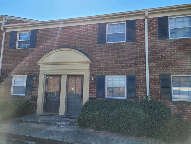 property at 2530 E North St
