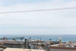 1701 Monterey Blvd in Hermosa Beach, CA - Building Photo