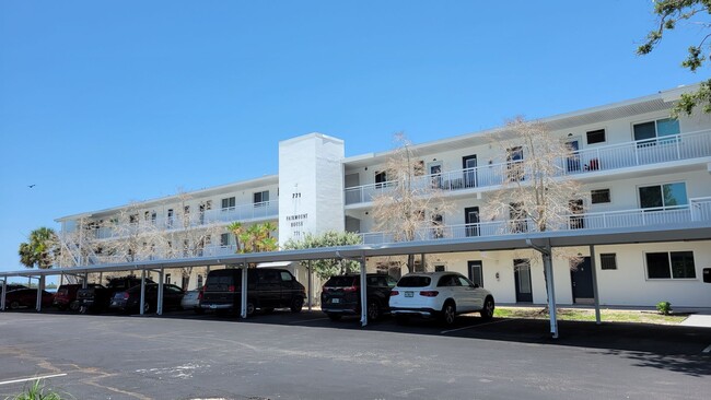 property at 771 John Ringling Blvd