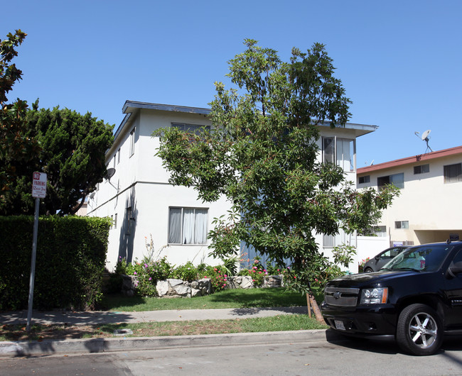 1641 Westgate Avenue, in Los Angeles, CA - Building Photo - Building Photo