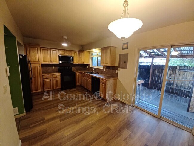 1138 Delaware Dr in Colorado Springs, CO - Building Photo - Building Photo