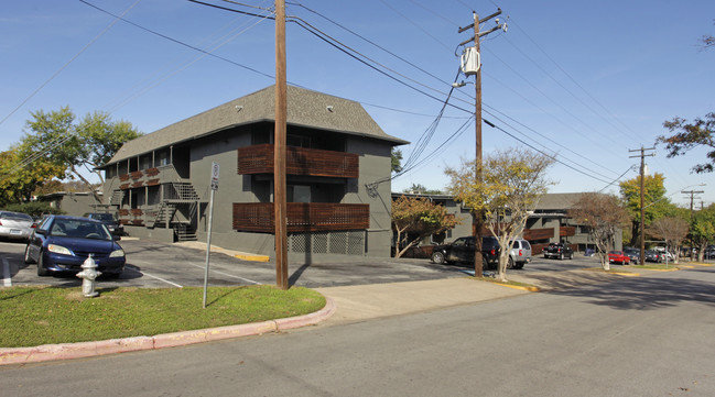 Algarita Apartment Homes in Austin, TX - Building Photo - Building Photo