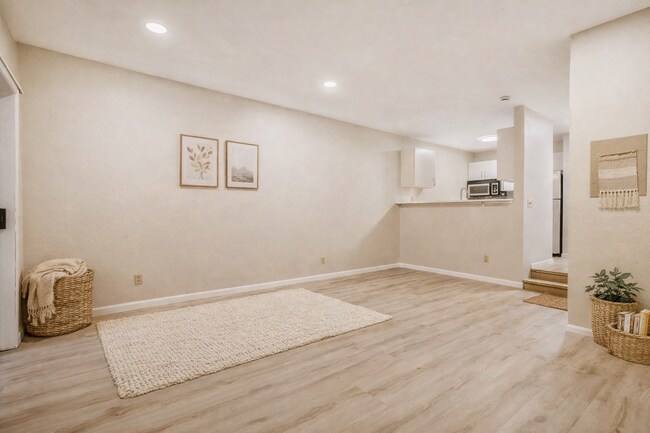 1727 NW 61st St, Unit 1 in Seattle, WA - Foto de edificio - Building Photo