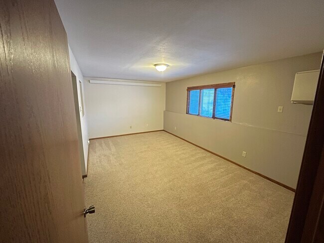 622 Hickory Ave, Unit D photo'