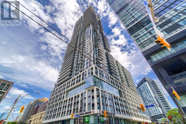 251-1251 Jarvis St in Toronto, ON - Building Photo - Building Photo