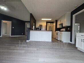 1142 Stallings Rd in Matthews, NC - Building Photo - Building Photo