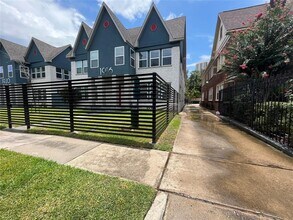 1924 Calumet St in Houston, TX - Building Photo - Building Photo