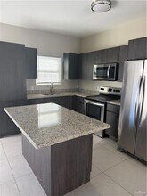 3420 Golden Nugget, Unit 3 in Edinburg, TX - Building Photo - Building Photo