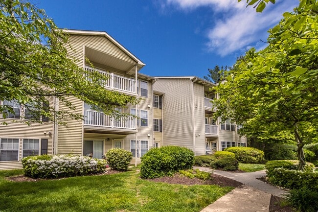 Arcadian Apartments in Silver Spring, MD - Foto de edificio - Building Photo