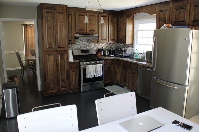 property at 4859 Post Oak Tritt Rd NE