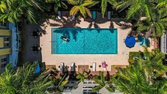 533 NE 3rd Ave, Unit 521 in Fort Lauderdale, FL - Building Photo