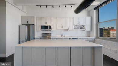 444 N 4th St in Philadelphia, PA - Building Photo - Building Photo