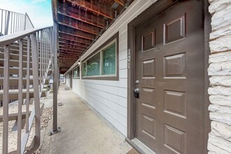 2404 Longview St in Austin, TX - Building Photo - Building Photo