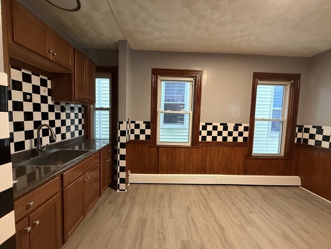 2A Marshfield St in Boston, MA - Building Photo - Building Photo