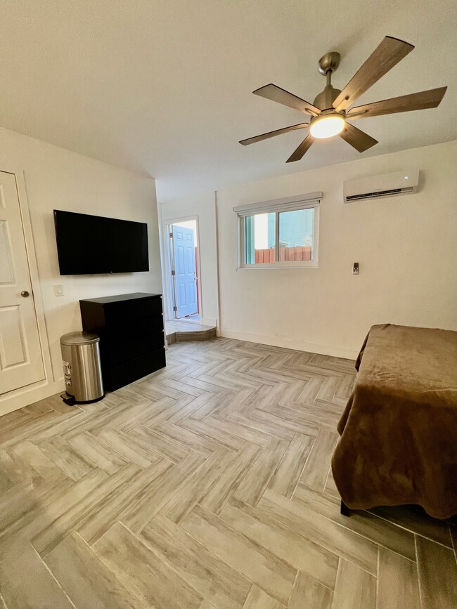 10750 SW 142nd Ave in Miami, FL - Building Photo - Building Photo