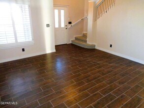 7072 Luz De Espejo Dr in El Paso, TX - Building Photo - Building Photo