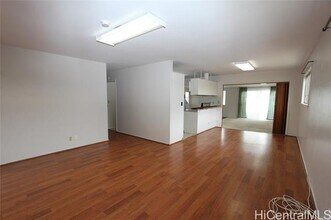 366 Waiopua Pl in Honolulu, HI - Building Photo - Building Photo