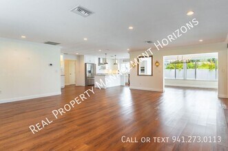 2224 Tinker St in Port Charlotte, FL - Building Photo - Building Photo