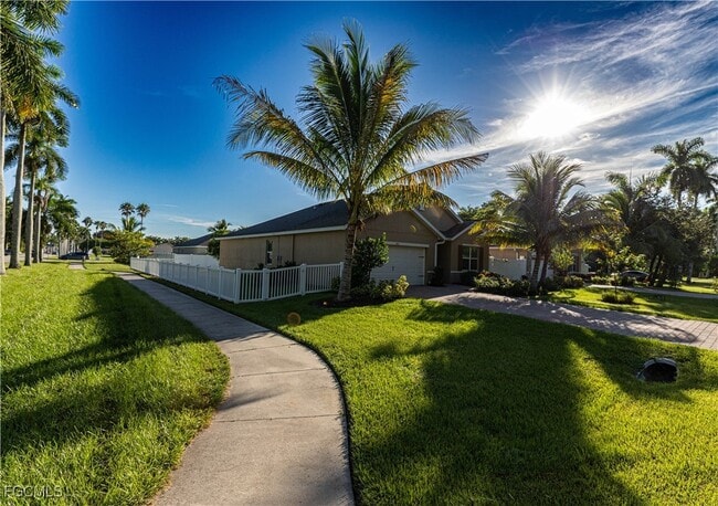 1401 Fountain Ave in Ft. Myers, FL - Building Photo - Building Photo