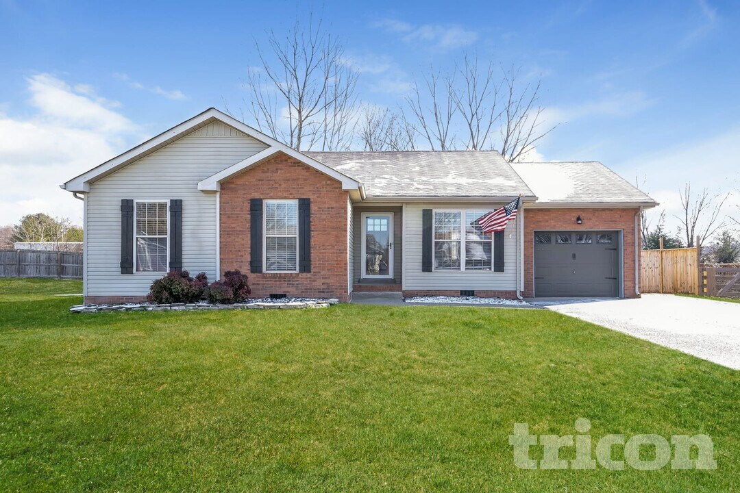 6009 Plateau Ct in Goodlettsville, TN - Building Photo