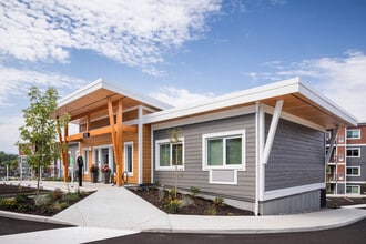 1699-1699 Deleenheer Rd in Vernon, BC - Building Photo - Building Photo