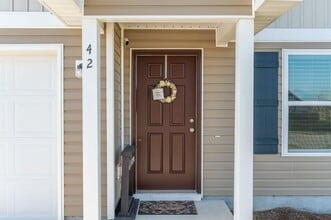 42 Lockwood Way E in Defuniak Springs, FL - Building Photo - Building Photo