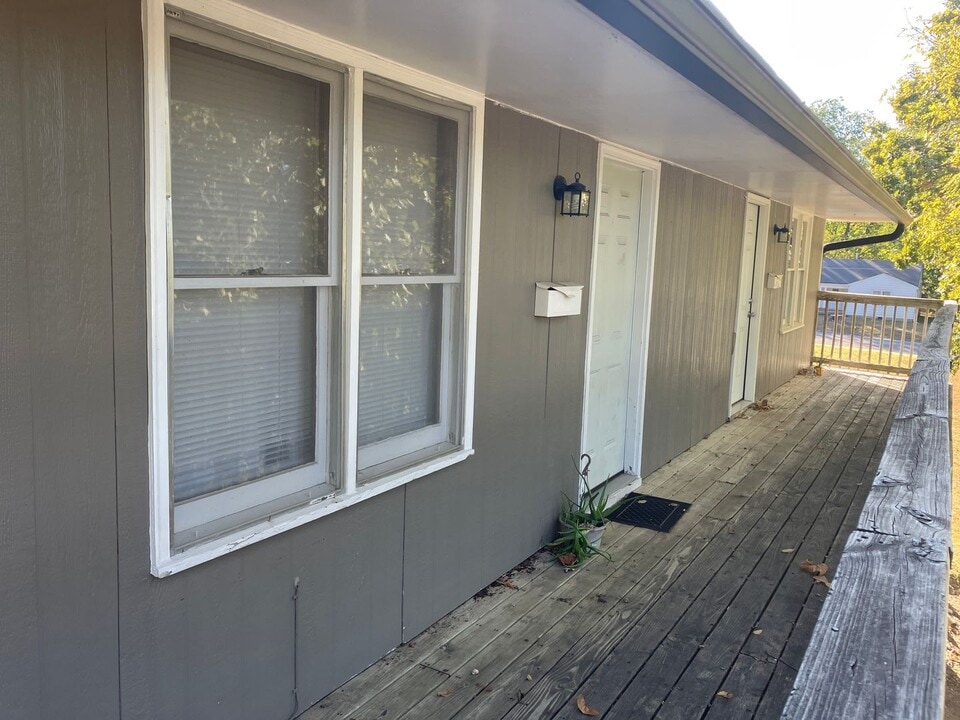 414 N Mulberry St in Warrensburg, MO - Building Photo