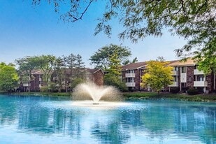 Lake Eden Apartments & Townhomes