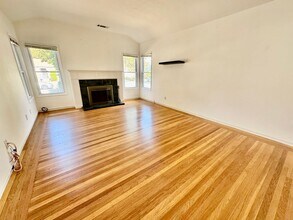 267 Bowling Green St in San Leandro, CA - Building Photo - Building Photo