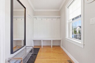 7 Spring Ct in Woburn, MA - Building Photo - Building Photo