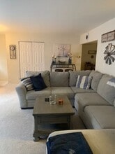 62 Cavendish Dr in Ambler, PA - Foto de edificio - Building Photo