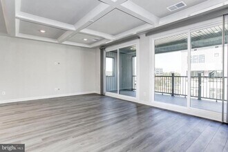 12923 Sunrise Ridge Aly in Herndon, VA - Building Photo - Building Photo