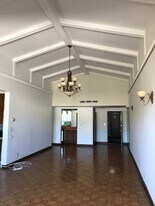 11044 Ophir Dr, Unit Penthouse E in Los Angeles, CA - Building Photo