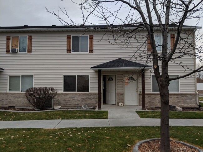 property at 614 Sunflower Rd
