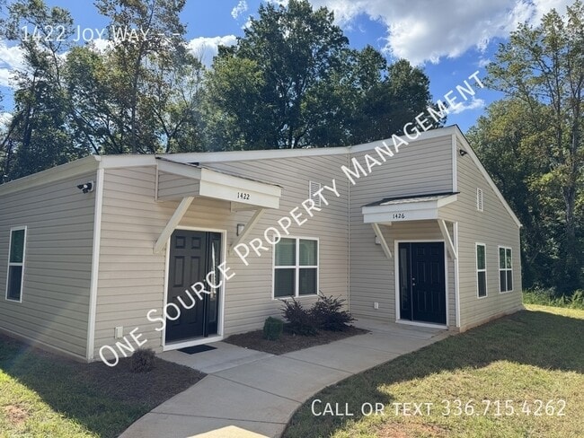 1422 Joy Wy in Winston-Salem, NC - Building Photo - Building Photo