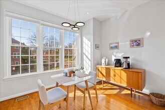 2071 Van Tuyl Pl in Falls Church, VA - Building Photo - Building Photo