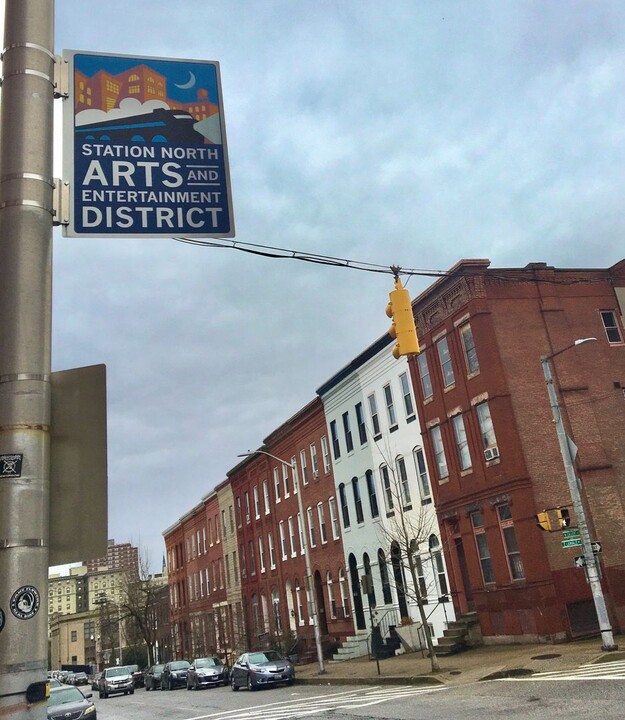 1701 N Calvert St in Baltimore, MD - Building Photo