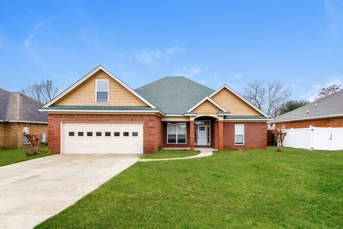 409 Harvest Loop in Prattville, AL - Building Photo