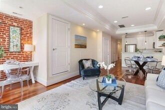 1435 Euclid St NW, Unit 3 in Washington, DC - Foto de edificio - Building Photo