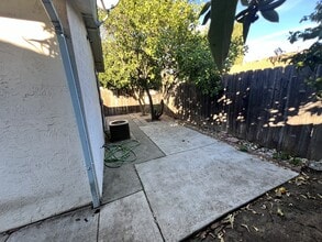 2321 Banyan Way in Antioch, CA - Building Photo - Building Photo