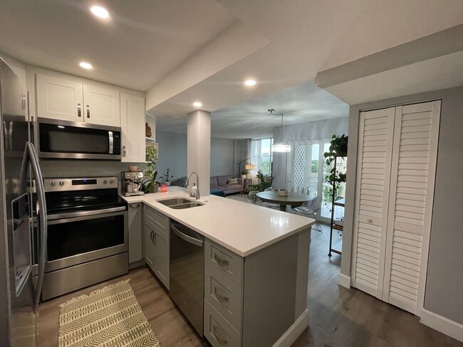 property at 1600 SE 15th St
