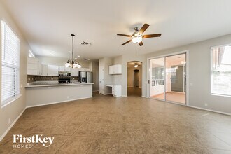 3453 W Desert Bend Loop in Tucson, AZ - Building Photo - Building Photo