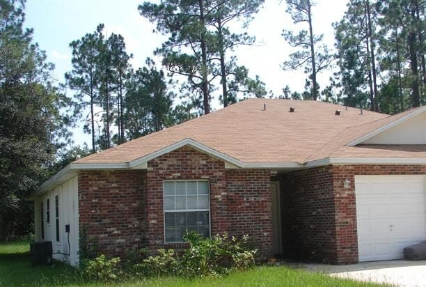 property at 35 Brunswick Ln