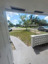 1235 NW 58th Ave in Lauderhill, FL - Building Photo - Building Photo