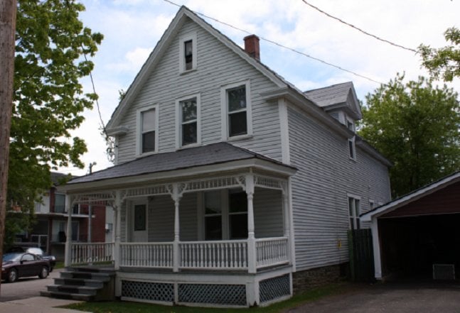 property at 136 Aberdeen St